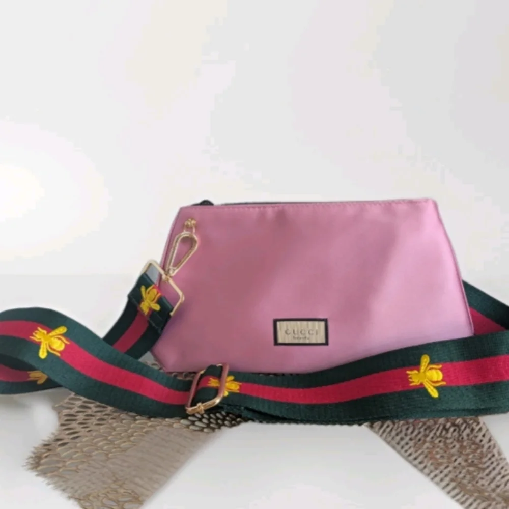 Gucci Pink Crossbody Bag - Picture 1 of 12